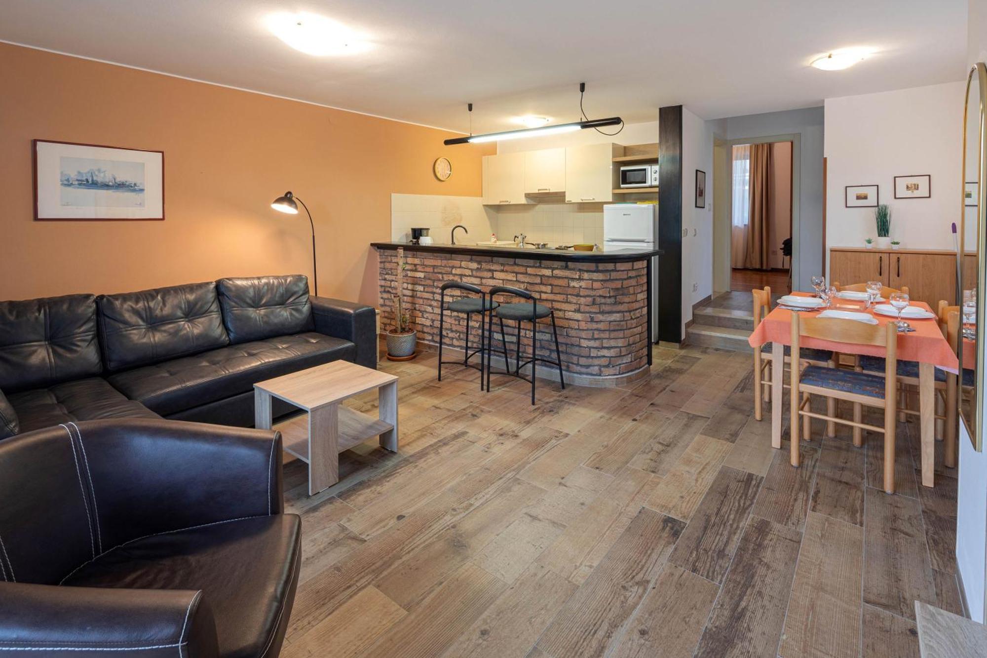 Bozena Apartment